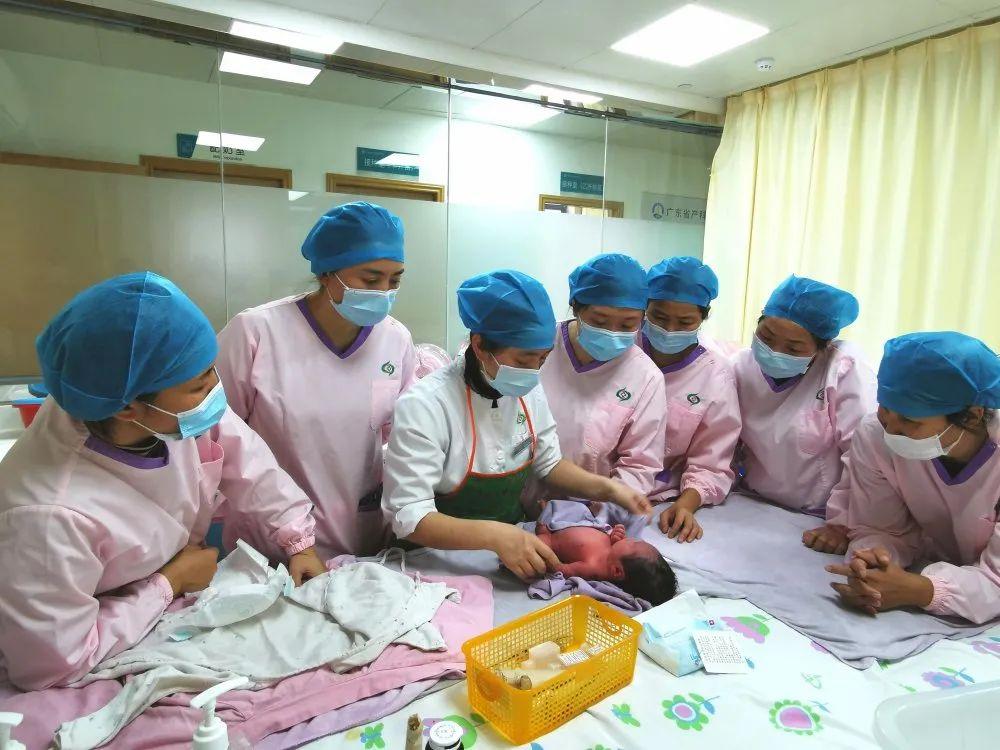 涿鹿县妇婴监护型护送